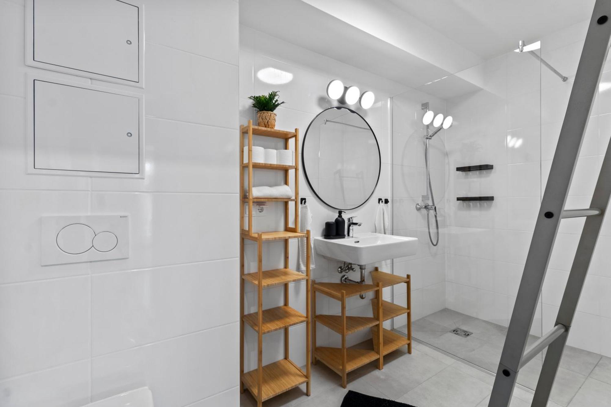 1 Min To Public Transport - 3 Min To Supermarket And Pharmacy - On-Site Parking For 19,90 Eur 비엔나 외부 사진
